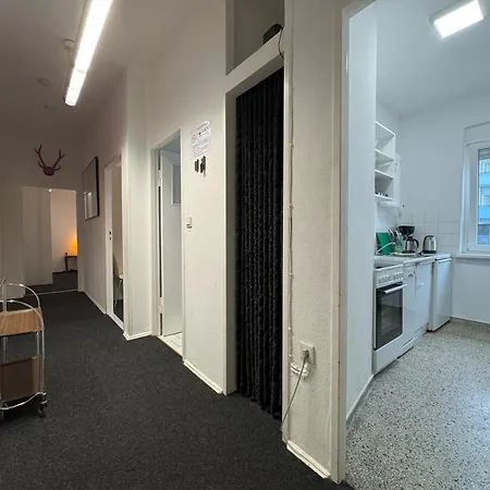 M M Central Vintage Family, Handwerker Und Monteure Apartments Berlin Room photo